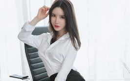 周于希微博美图,镜头下的绝美瞬间，捕捉青春风采”